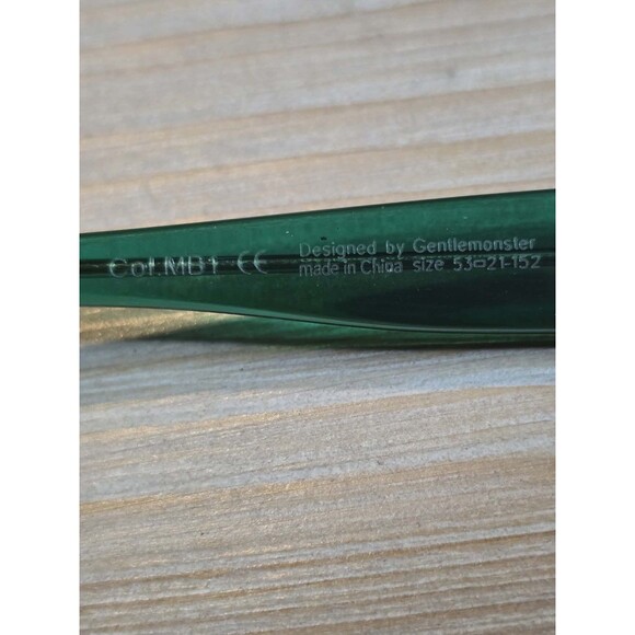Gentle Monster Green illusion sunglasses main image 4